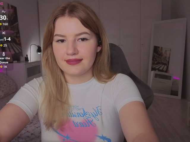 Alwaysfrida live cam on BongaCams