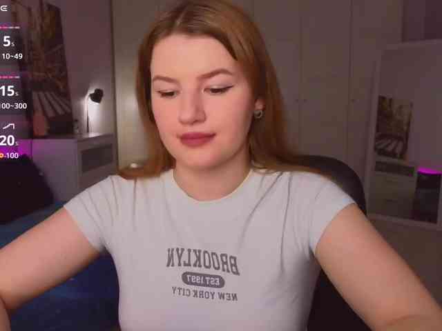 Alwaysfrida webcam