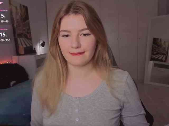 Alwaysfrida webcam