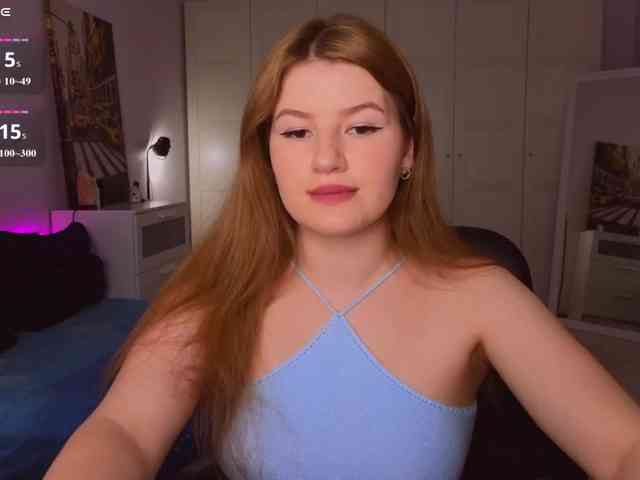 Alwaysfrida webcam