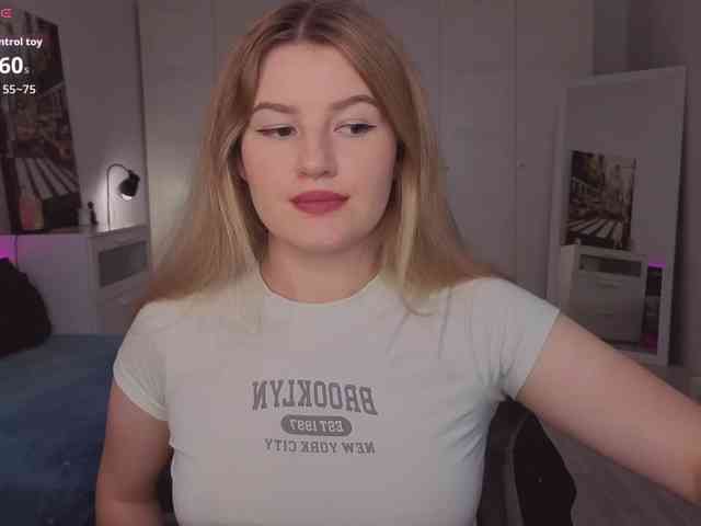 Alwaysfrida webcam
