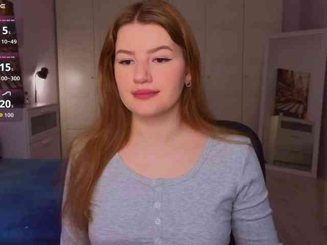 Alwaysfrida webcam