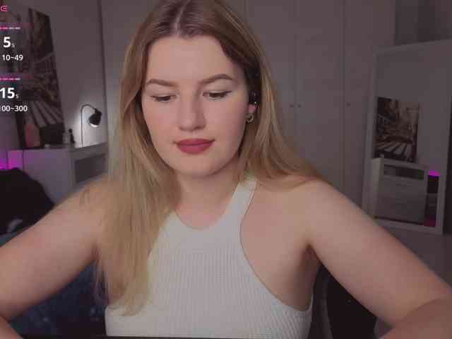 Alwaysfrida webcam