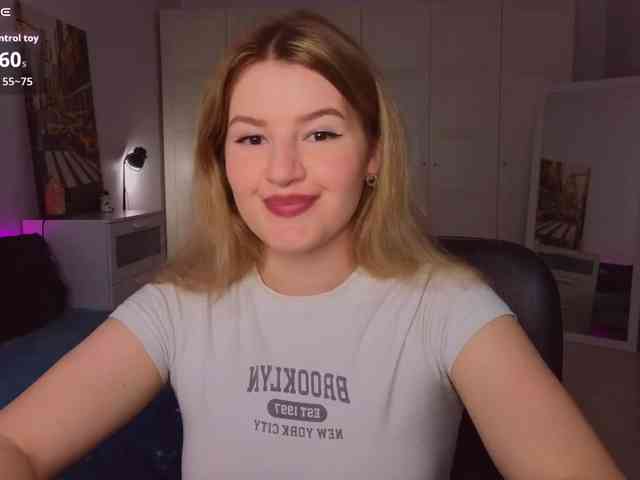 Alwaysfrida webcam