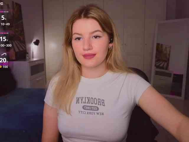 Alwaysfrida webcam
