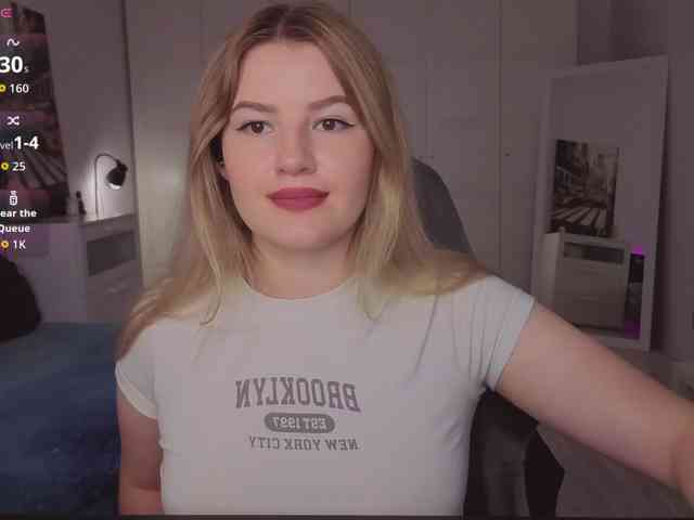 Alwaysfrida webcam