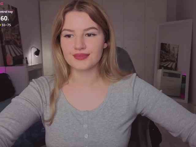 Alwaysfrida webcam