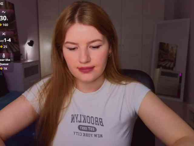 Alwaysfrida webcam