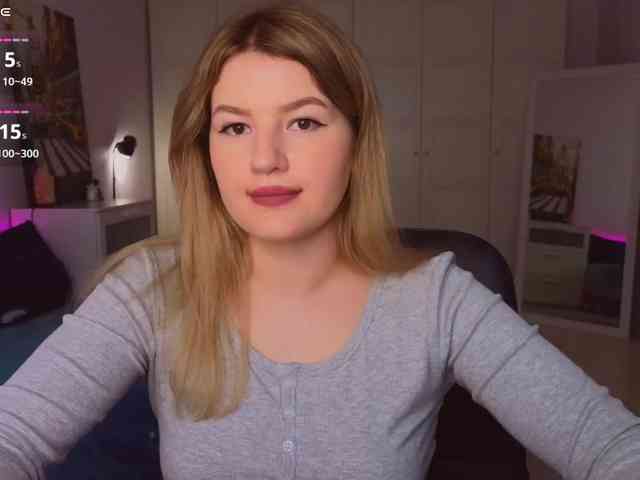 Alwaysfrida webcam