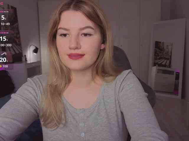 Alwaysfrida webcam