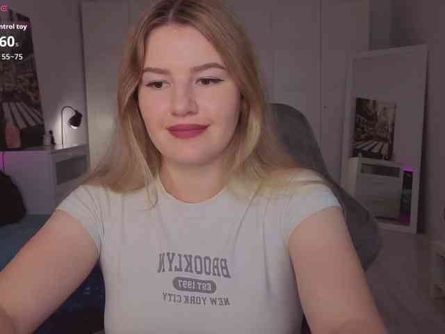 Alwaysfrida webcam