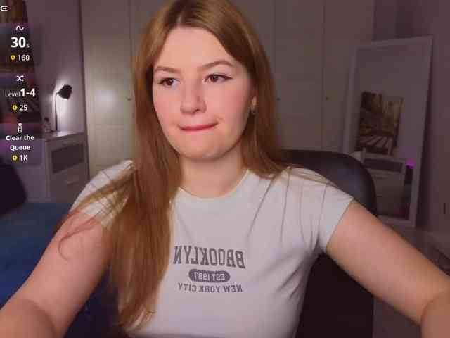 Alwaysfrida webcam