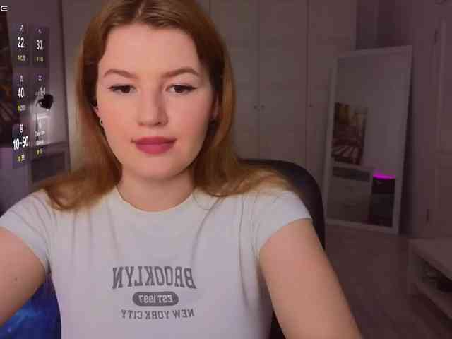 Alwaysfrida webcam