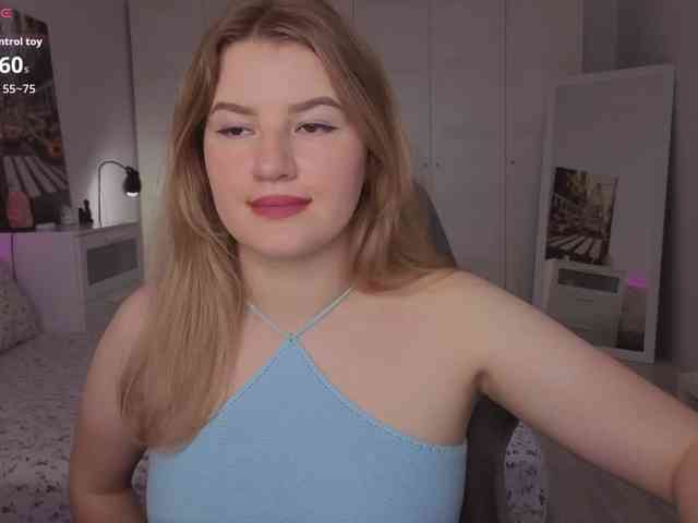 Alwaysfrida webcam