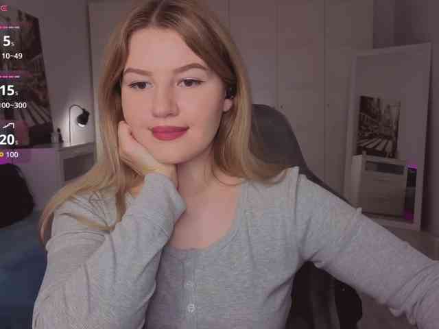 Alwaysfrida webcam