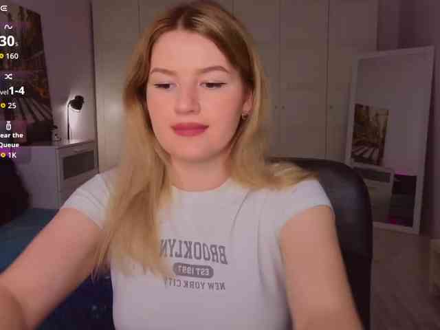 Alwaysfrida webcam