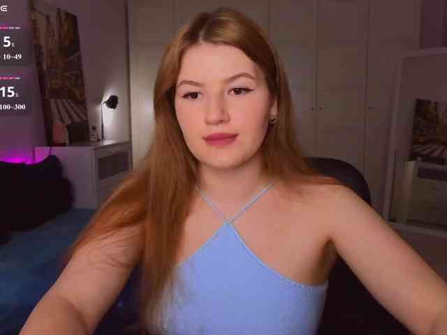 Alwaysfrida webcam