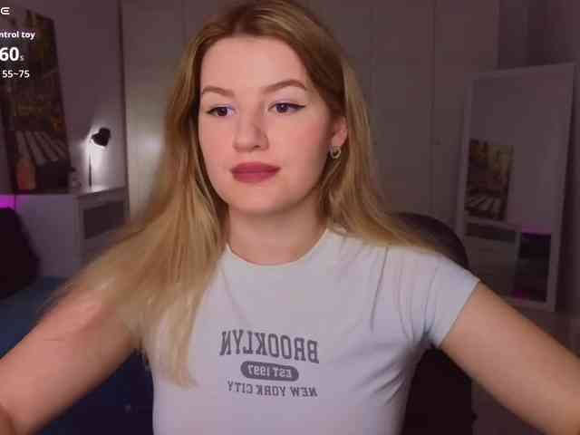 Alwaysfrida webcam
