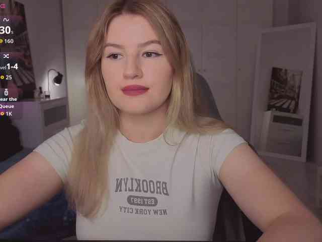 Alwaysfrida webcam