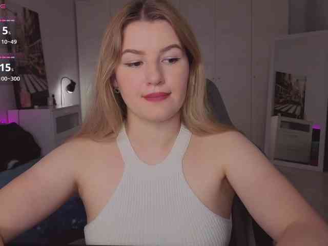 Alwaysfrida webcam