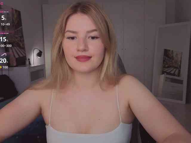 Alwaysfrida webcam