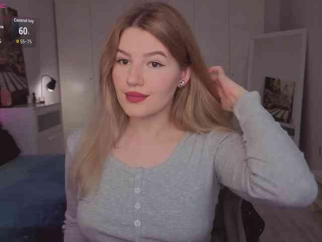 Alwaysfrida Live Webcam on BongaCams