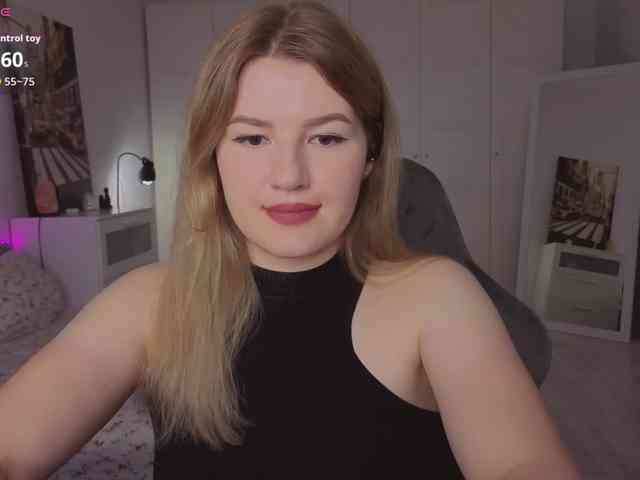 Alwaysfrida webcam