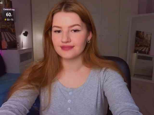 Alwaysfrida webcam