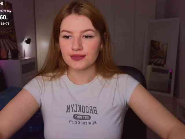 Alwaysfrida webcam