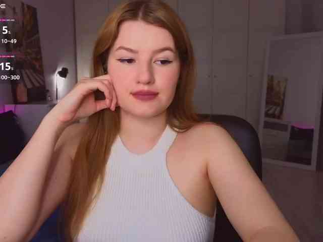 Alwaysfrida webcam