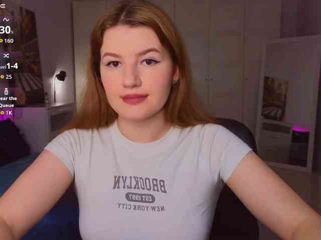 Alwaysfrida webcam