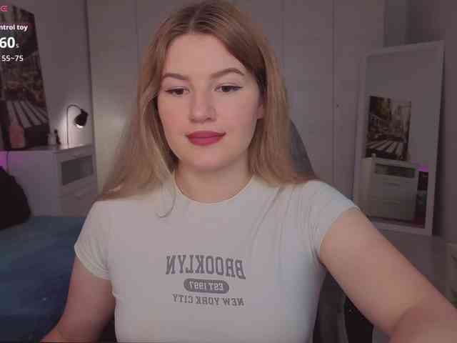 Alwaysfrida webcam