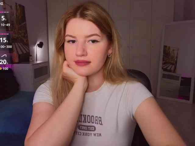Alwaysfrida webcam