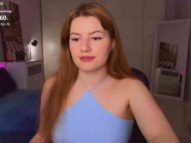 Alwaysfrida webcam