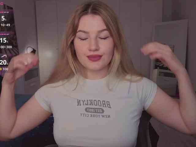 Alwaysfrida webcam