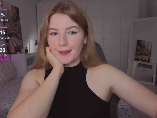 Alwaysfrida webcam
