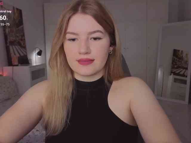 Alwaysfrida webcam