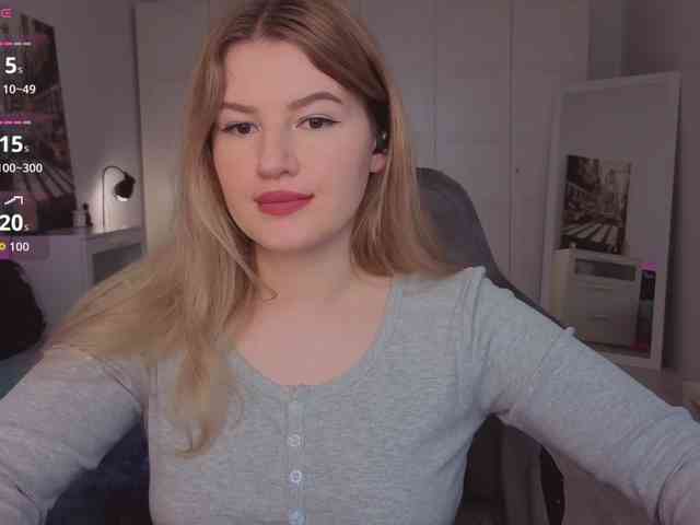 Alwaysfrida webcam