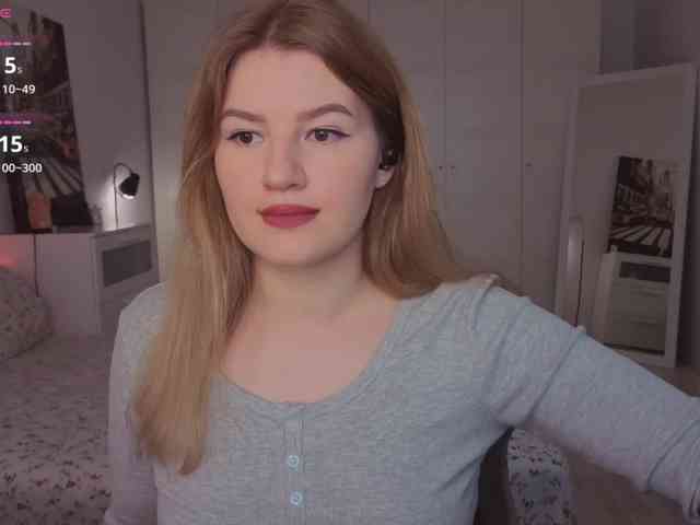 Alwaysfrida webcam