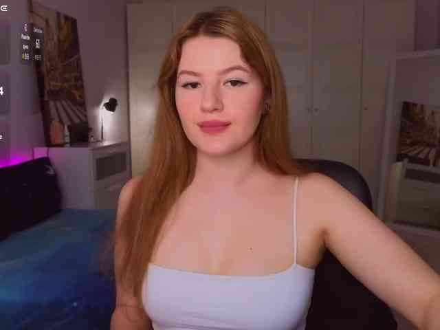 Alwaysfrida webcam