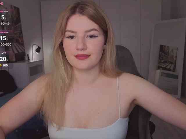 Alwaysfrida webcam