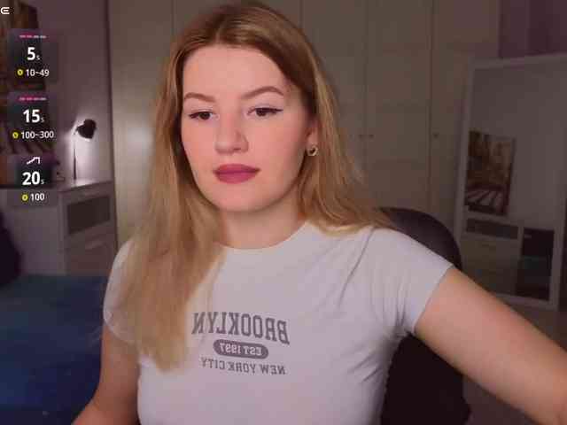 Alwaysfrida webcam