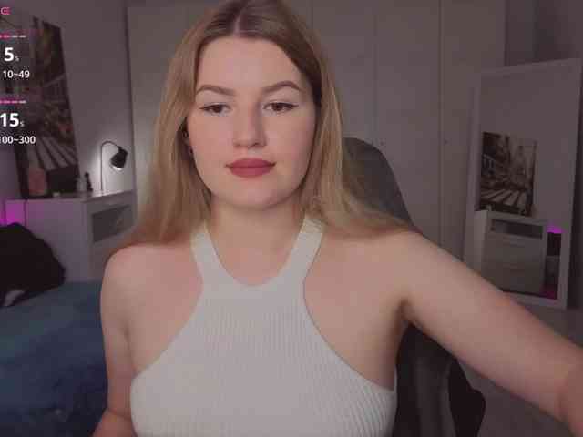 Alwaysfrida webcam