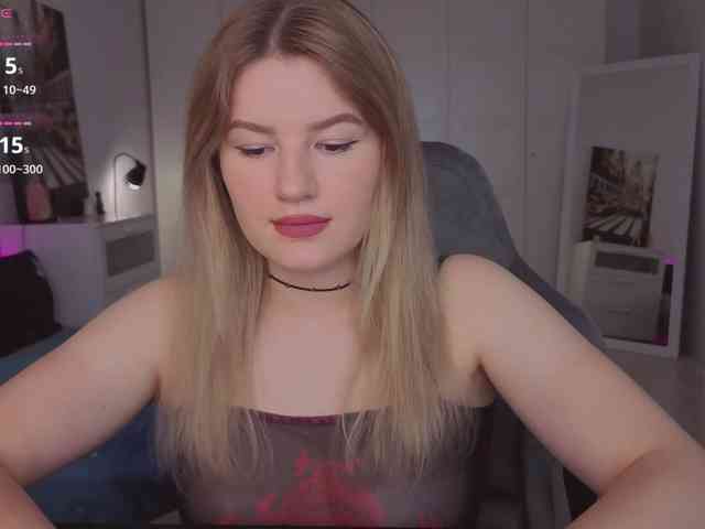 Alwaysfrida webcam