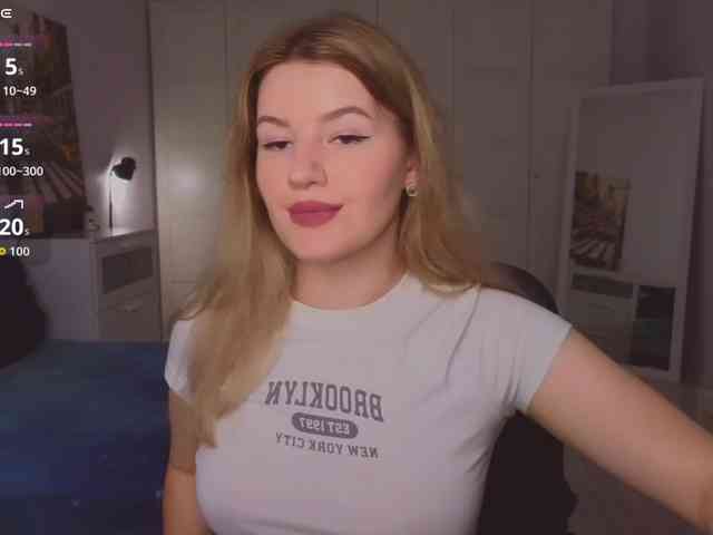 Alwaysfrida webcam