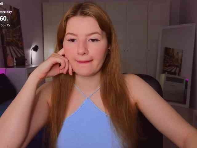 Alwaysfrida webcam