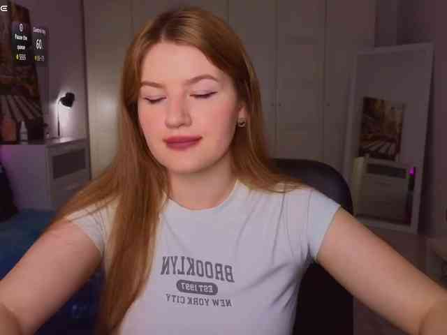 Alwaysfrida webcam