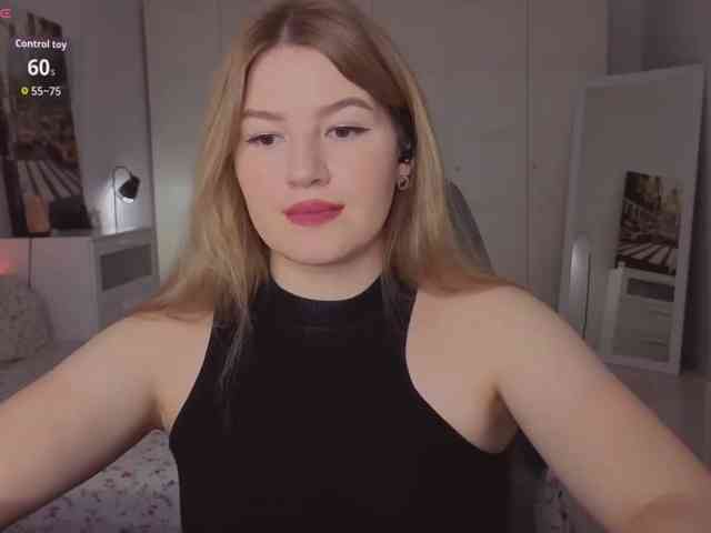 Alwaysfrida webcam