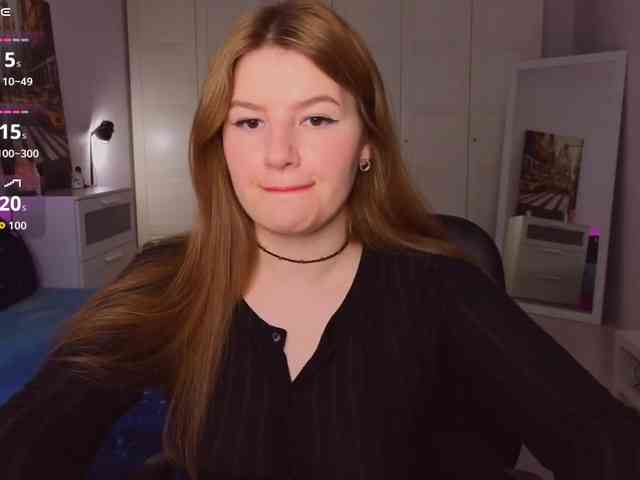 Alwaysfrida webcam
