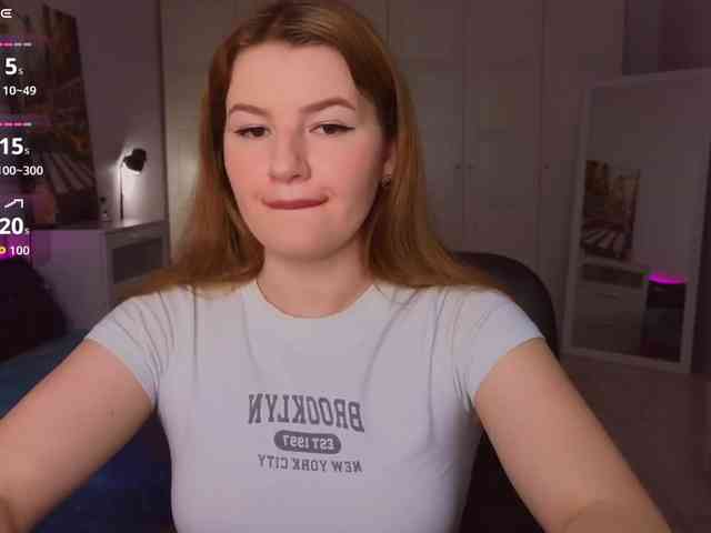Alwaysfrida webcam